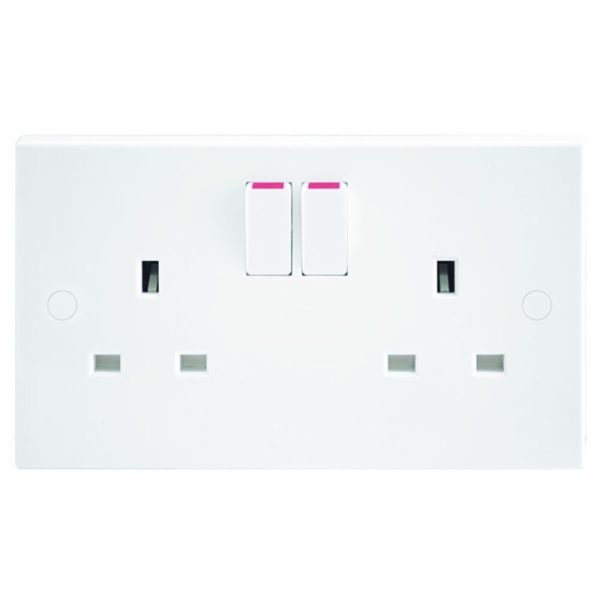 Socket Switched 2 Gang Double Pole